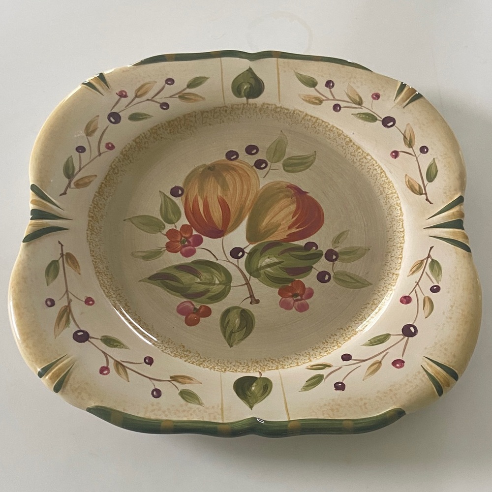 Certified International  “La Toscana” Plate